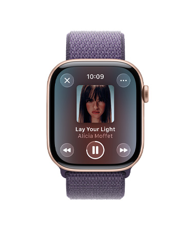 Apple Watch Series 11, or rose, boîtier en aluminium, Apple Music, suggestions de musique et de balados, côté droit extérieur, Digital Crown, bracelet, sport à rabat brume violette