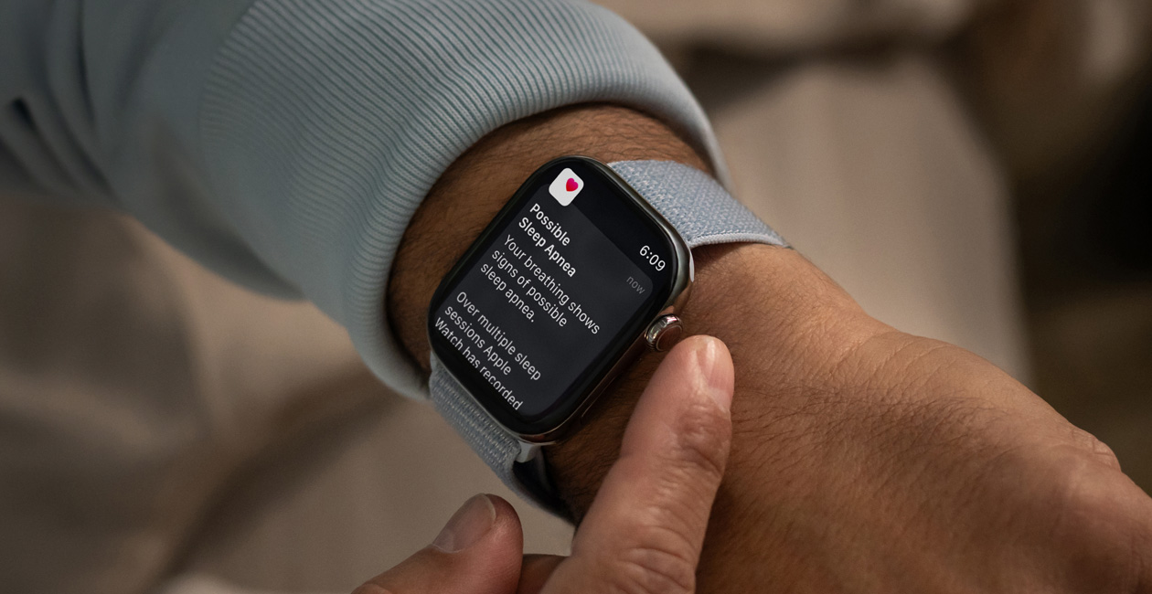 Een Apple Watch laat een melding zien over mogelijke slaapapneu.